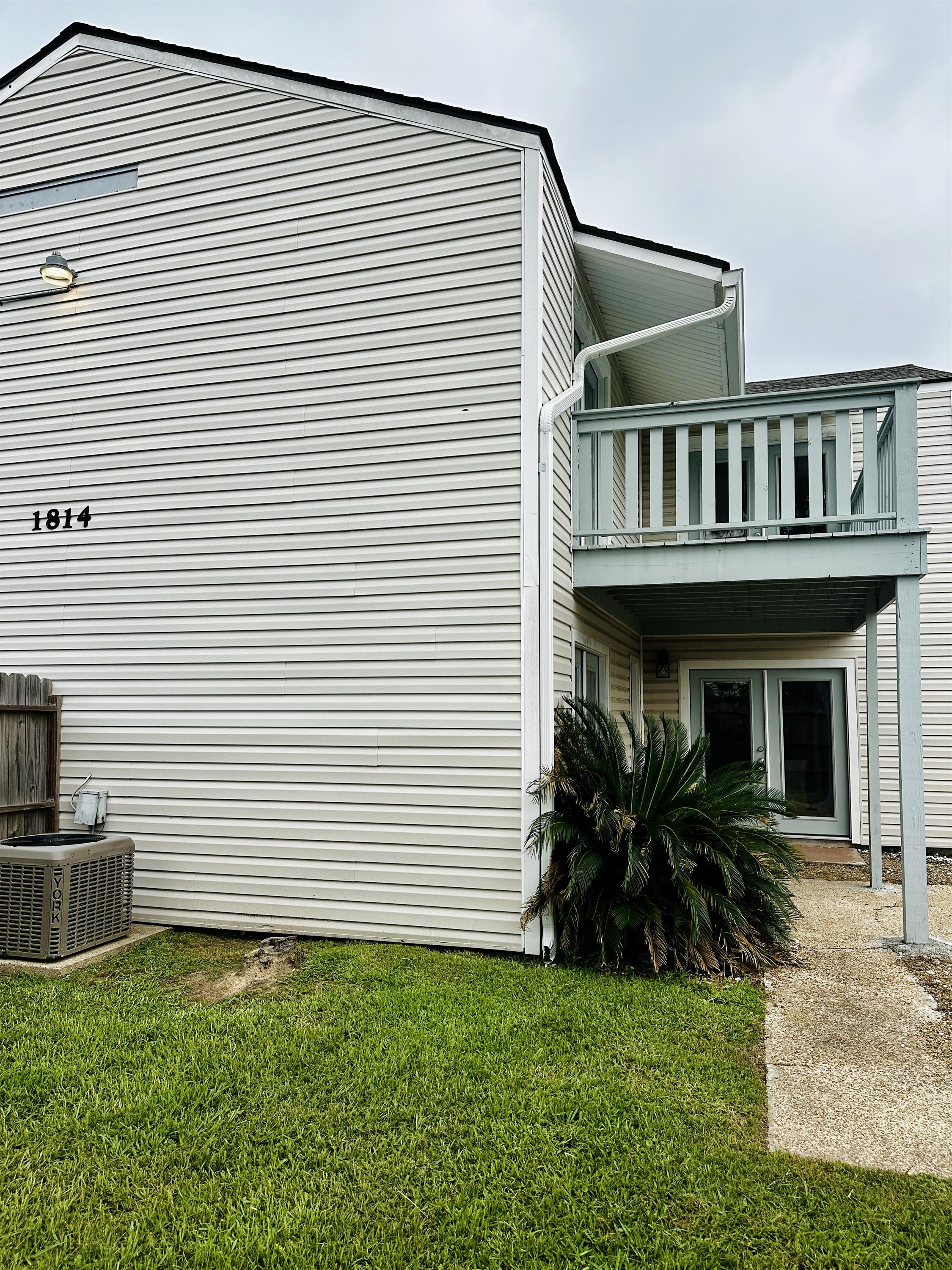 1814 Fox Run Drive* - 2*