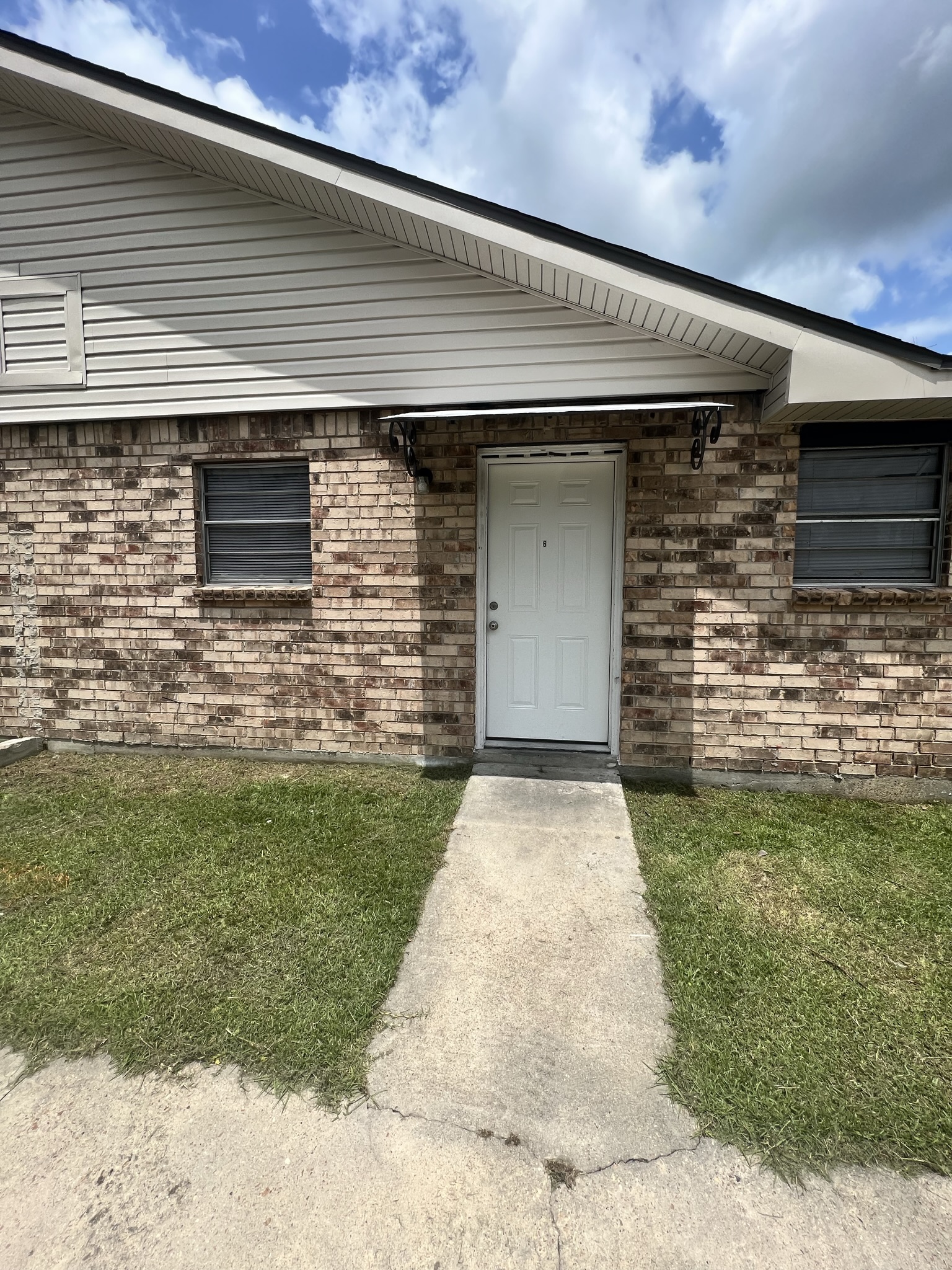 218 Victoria Drive - 6A